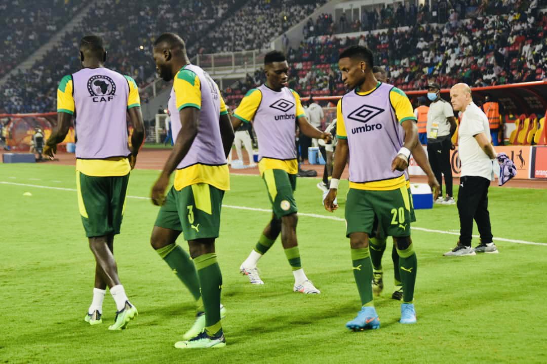 (Photos & Vidéos) Finale Can 2021: Les Lions du Sénégal à l’échauffement, Regardez!