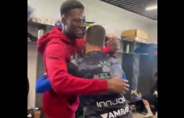 Deportivo Alaves: Mamadou Loum Ndiaye félicité par ses coéquipiers (vidéo)