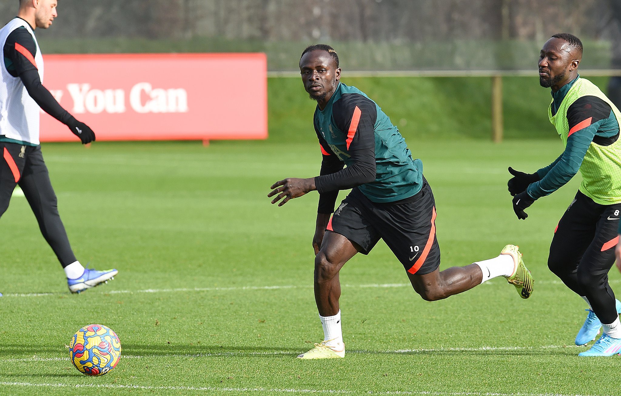 Premier League – Liverpool vs Burnley: Sadio Mané pourrait faire partie du groupe, selon Klopp