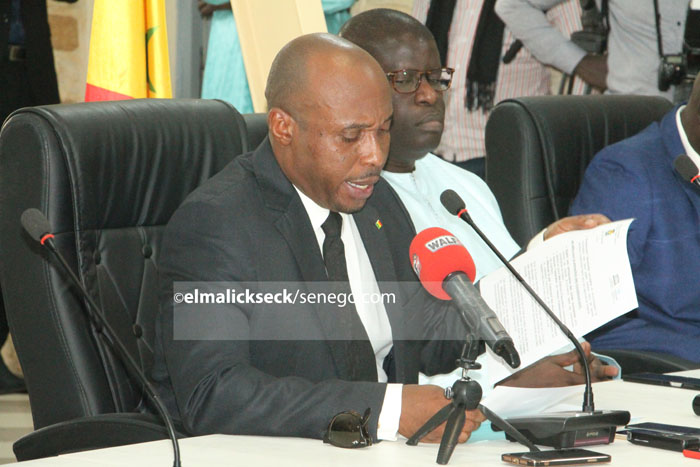 Youssoupha Niang (Apr) : » Barth’ doit savoir que la Mairie de Dakar n’est pas un jouet… »