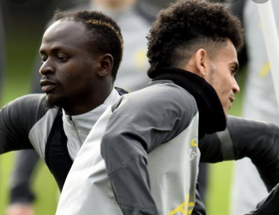 Carragher :  « Luiz Díaz est le premier à mettre Sadio Mané sous pression… »