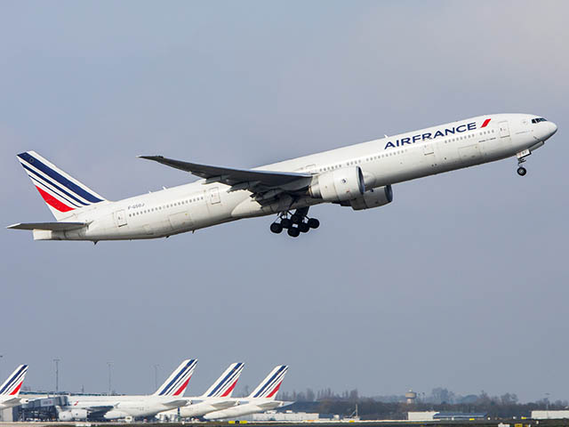 Un Boeing 777 d’Air France évite le crash de justesse, l’équipage sous le choc (Vidéo)