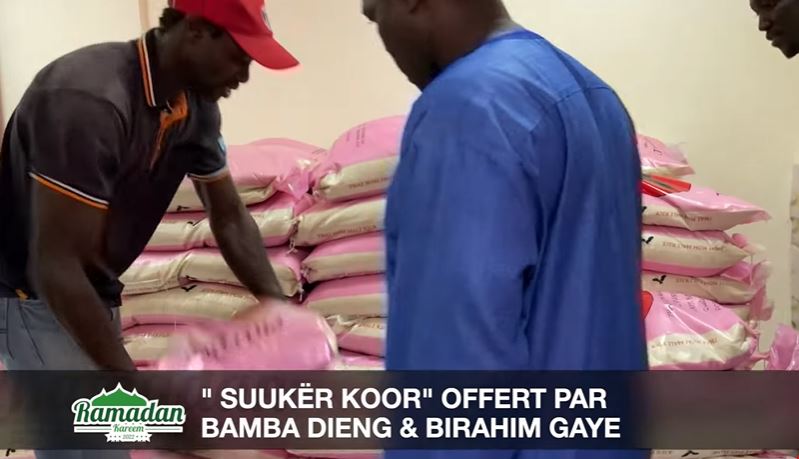 SUKËR KOOR: L&rsquo;acte fort de Bamba Dieng et Birahim Gaye au personnel de l&rsquo;institut Diambars (vidéo)