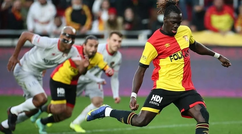 Göztepe SK : Le Sénégalais Cherif Ndiaye transféré en Chine