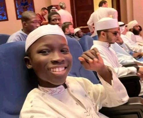 Dubaï 2022 : El Hadji Cheikh Dia remporte la 2ème place au concours international du Saint Coran (vidéo)