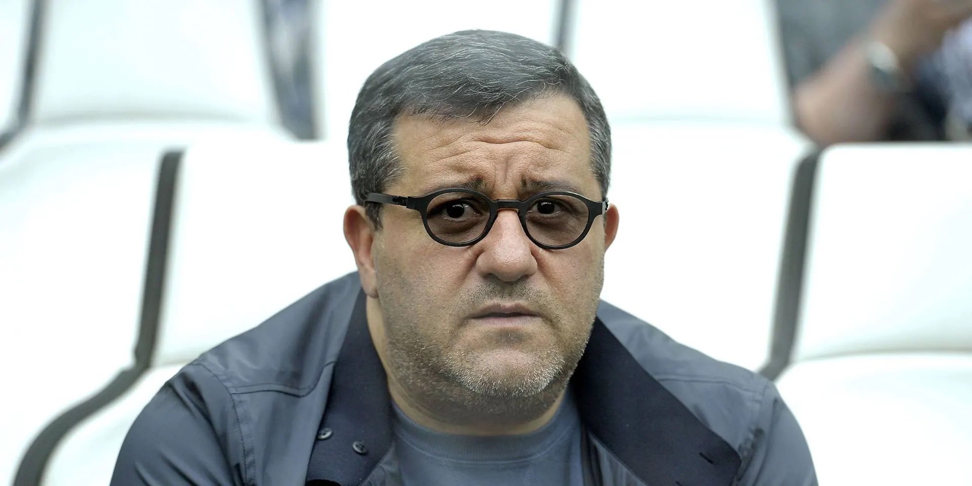 Mino Raiola est bien vivant mais se trouve dans un état très critique