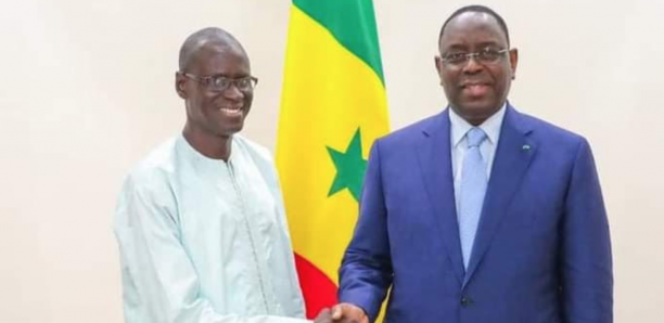 Palais : Macky Sall accorde une audience au Maire de Bambey (Yewwi)