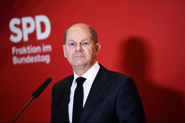 SPD candidate for chancellor Olaf Scholz delivers statement in Berlin
