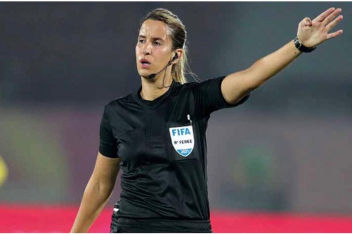 Bouchra Karboubi : Première femme à arbitrer une finale de la coupe du Maroc