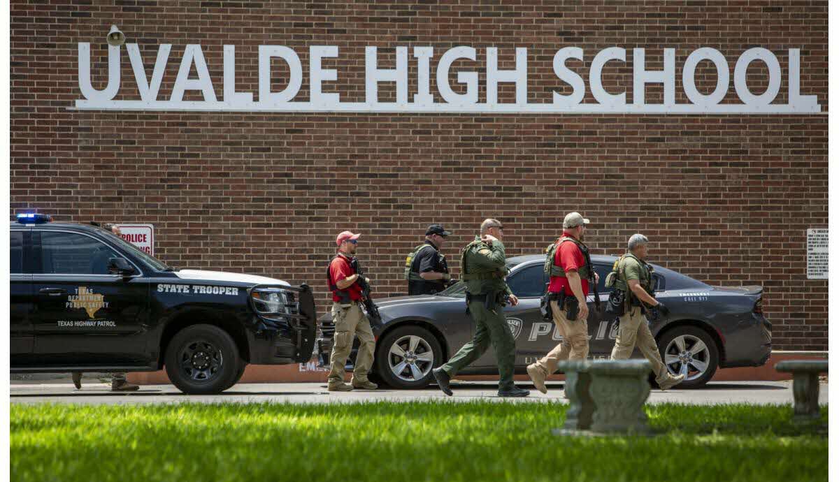Texas, États-Unis : Au moins 15 personnes tuées dont 14 élèves lors d’une fusillade dans une école