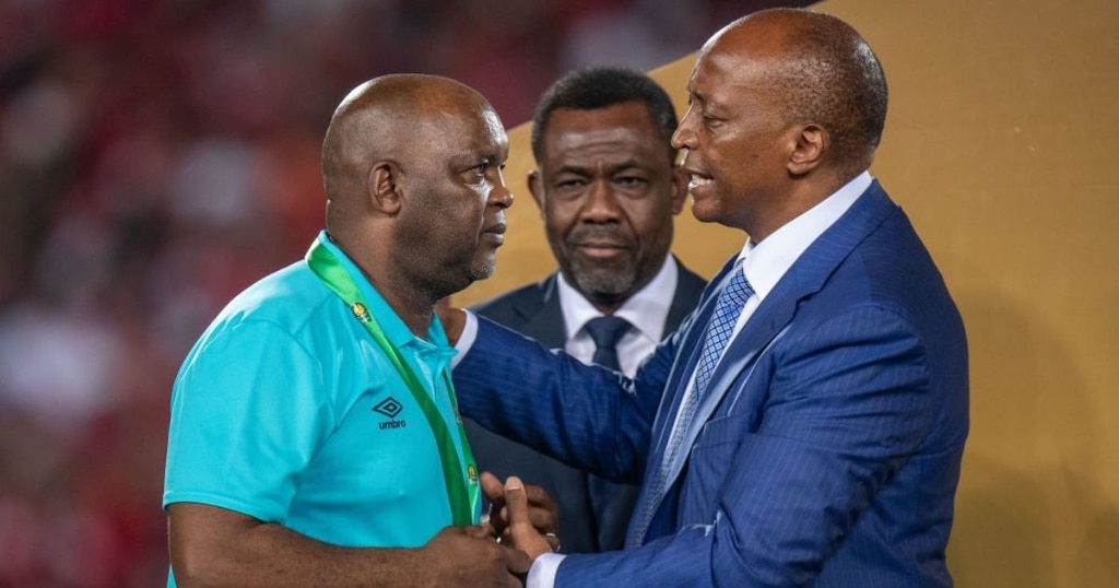 Opposition entre le coach d’Al Ahly et le Pdt de la CAF, 2 Sud-africains…