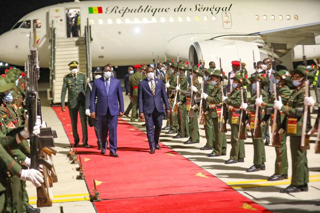 Réunion de l’Union africaine: L’arrivée du Président Macky Sall en Zambie (Photos)