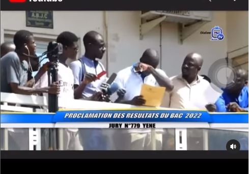 BAC 2022 / Proclamation des résultats : Les tristes larmes d’un président de Jury. Regardez !