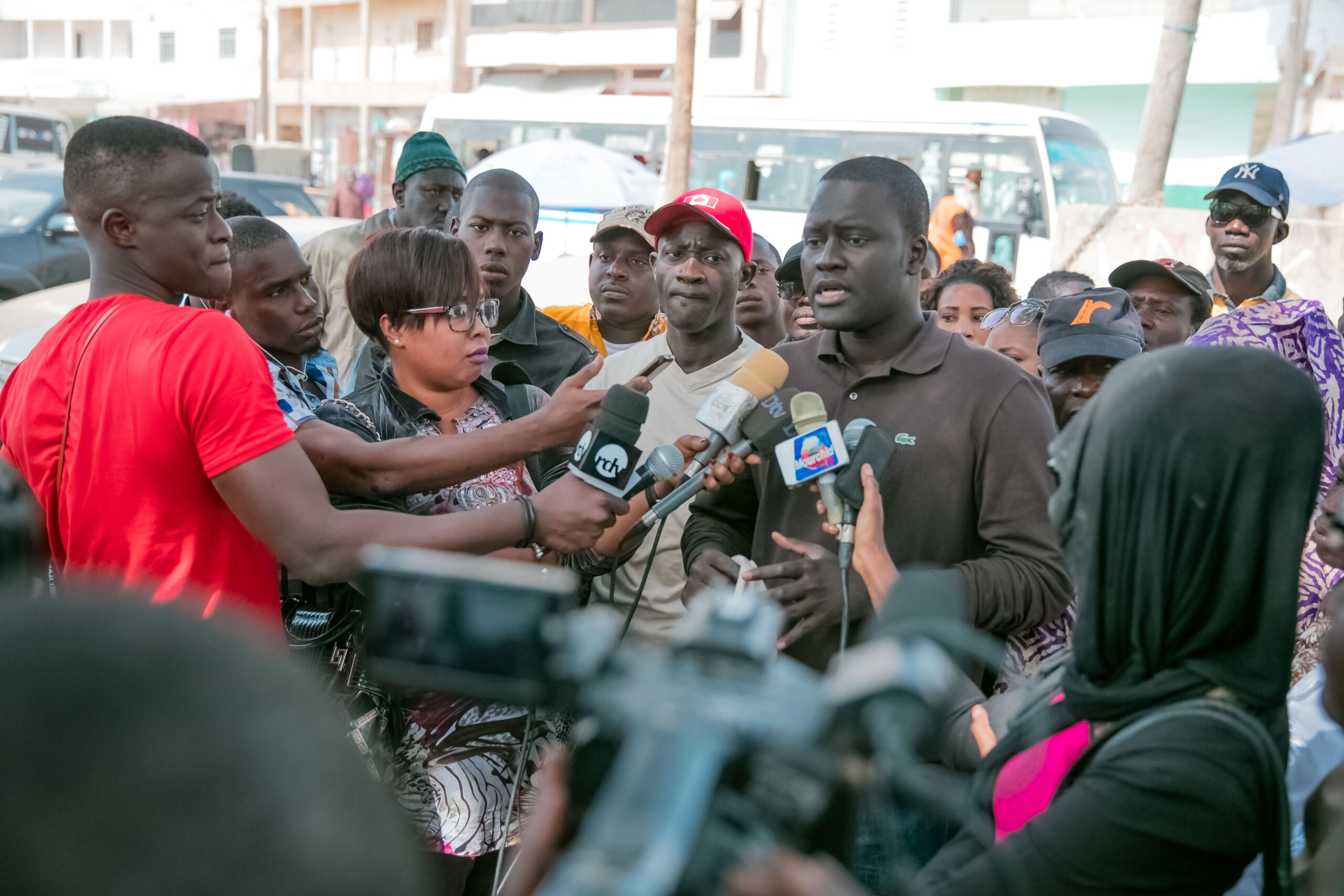 BBY / La visite du ministre Alioune Ndoye à Grand-Yoff vire aux incidents : Cheikh Bakhoum indexé