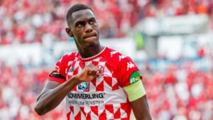 Mercato: Accord trouvé entre Moussa Niakhaté et Nottingham Forest