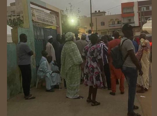 Golf Sud-Guédiawaye : Le centre de vote de l’école Adolphe Diagne pris d’assaut par les électeurs…