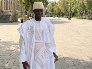 (Vidéo) : Après ses révélations choquantes sur Amina Saleh, Serigne Fallou Aby alite et attable ses Euros…
