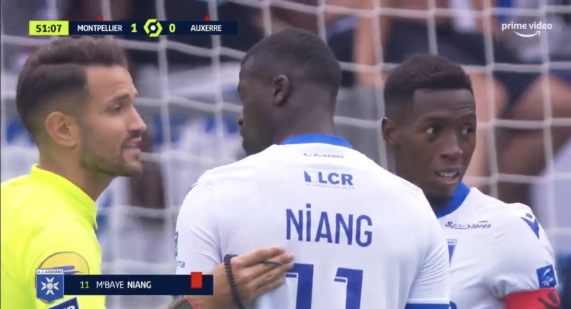 Auxerre: Pour ses débuts, Mbaye Niang est expulsé six minutes après son entrée en jeu