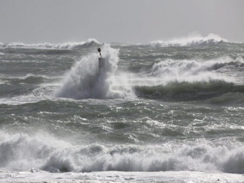 Météo : L’Anacim annonce des vents assez forts et une houle dangereuse sur la côte, à partir de samedi