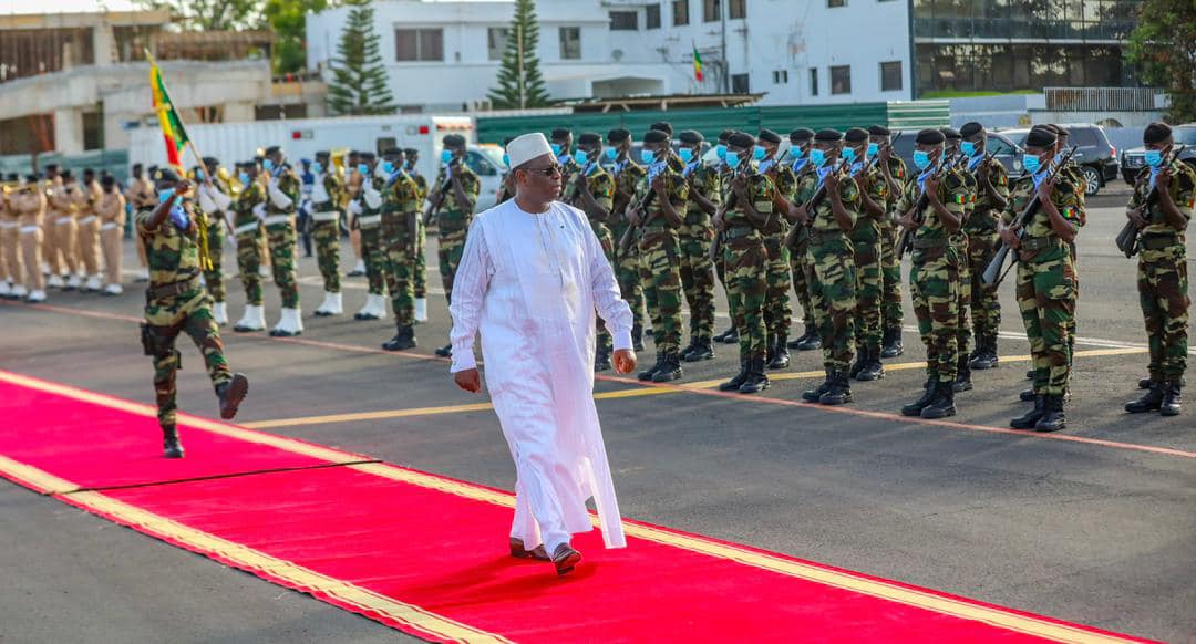 « Visite de Macky Sall a Bamako : Pompier africain et voisin malien… »