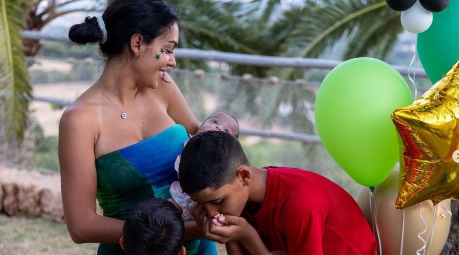 Georgina Rodriguez nouveau tatouage: la compagne de CR7 rend hommage à son fils disparu(photos)