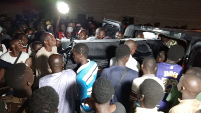 Mamadou Laminé Dramé, tué par la police, enterré à Kaolack (Photos)