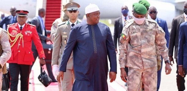 Mali : Arrivée de Adama Barrow et Akufo-Addo pour négocier la libération des soldats ivoiriens