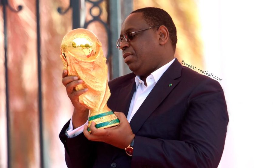 Qatar 2022 : Macky veut qu’Air Sénégal facilite le voyage des supporters…