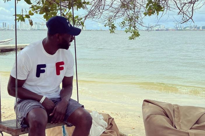 Omar et Hélène Sy en Colombie : photo avec leur sublime fille Selly, sublime sur la plage