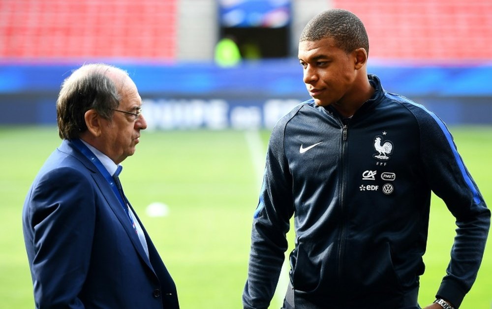 Droit à l'image : Mbappé refuse de participer à la séance photo des Bleus
