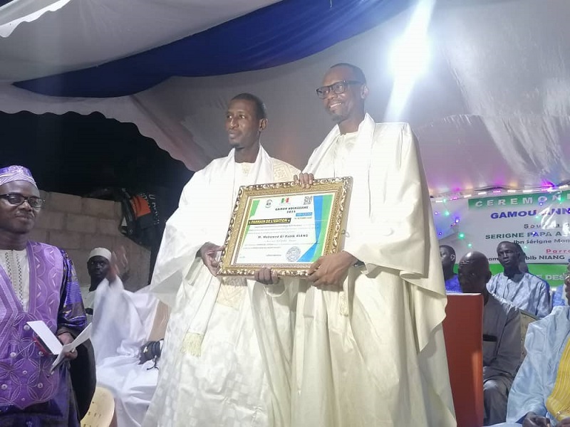 Gamou Ndiassane : Habib Niang honoré par Serigne Pape Abdourahmane Kounta