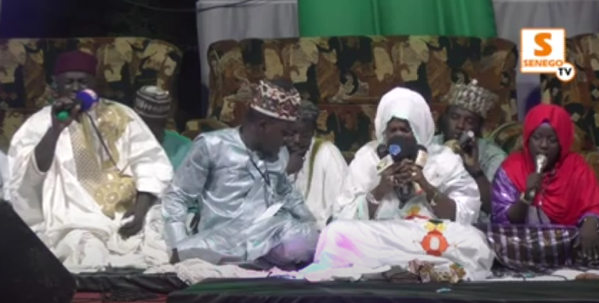 Médina Baye 2022 : Aïda Mou Baye fait tomber les disciples en transe (Senego Tv)