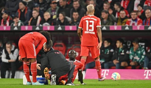Bayern Munich-Werder Brême : Sadio Mané sort sur blessure après 20 minutes de jeu.