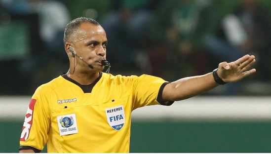 Mondial 2022 : Un Brésilien arbitrera le match Sénégal – Hollande !