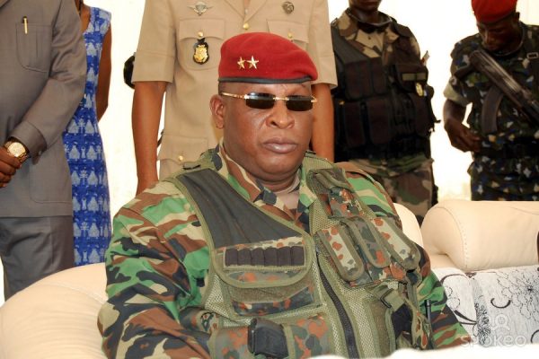 Guinée : L’ex président Konaté poursuivi pour « détournement de deniers publics et blanchiment de capitaux »