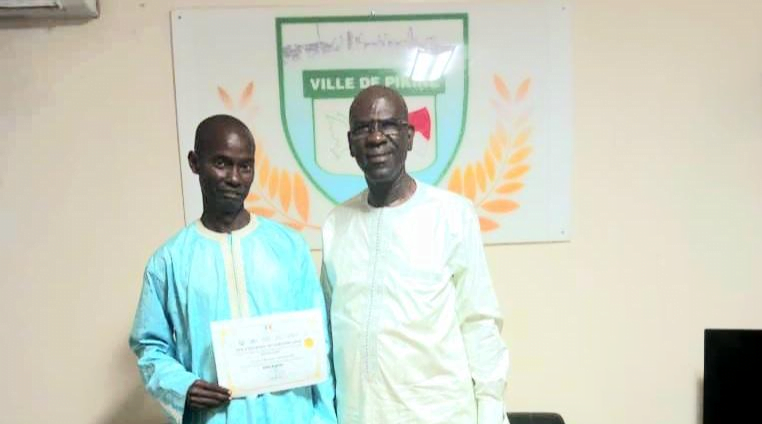 « La solarisation de tous les édifices publics de Pikine, un défi à portée de main », rasure Abdoulaye Timbo