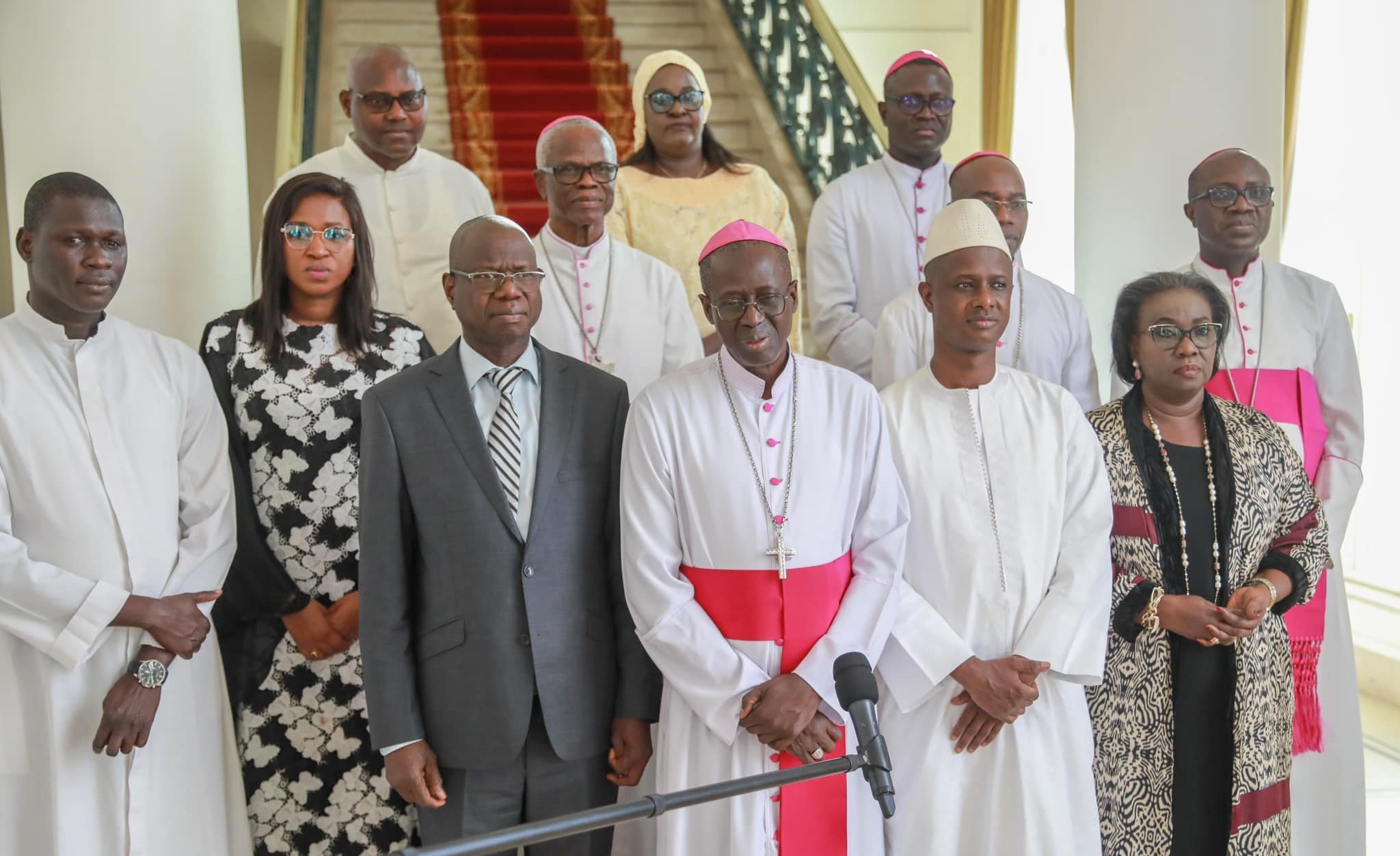 Palais : Macky Sall reçoit les Évêques du Sénégal (Photos)