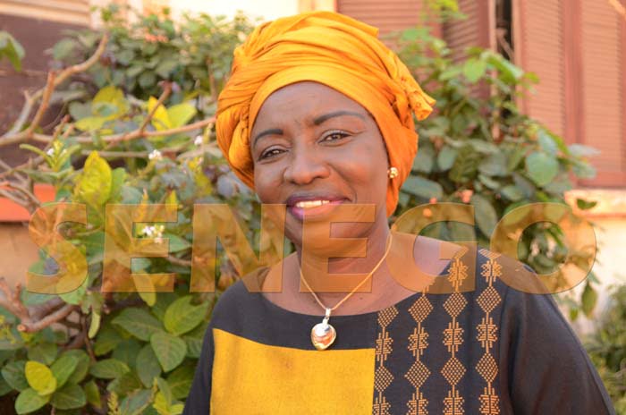 Usurpation d’identité : Mimi Touré met en garde contre les escrocs