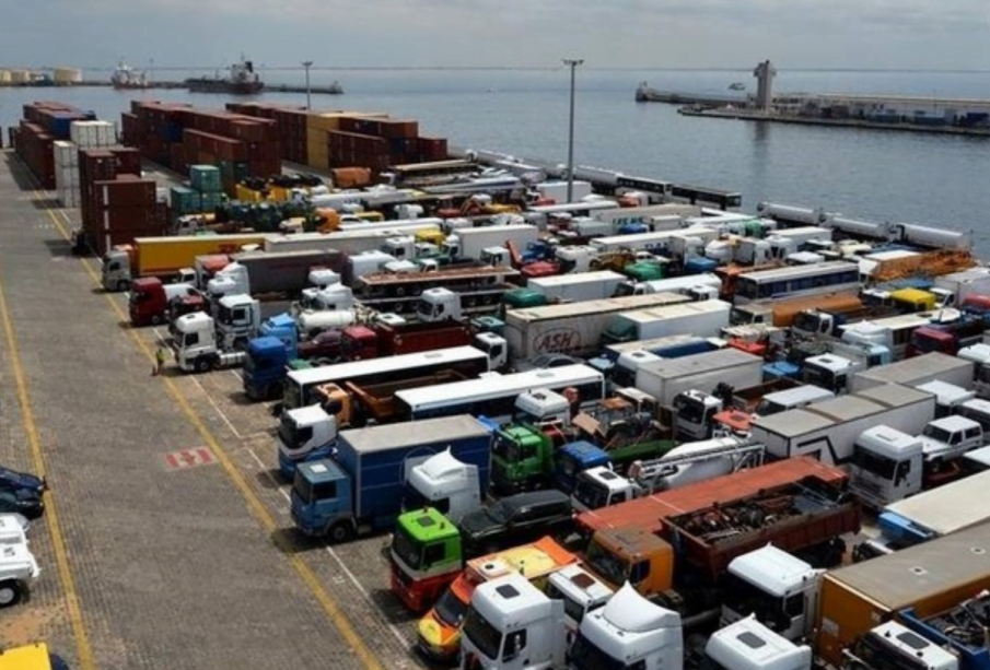 Grève illimitée des transporteurs : Un collectif se désolidarise