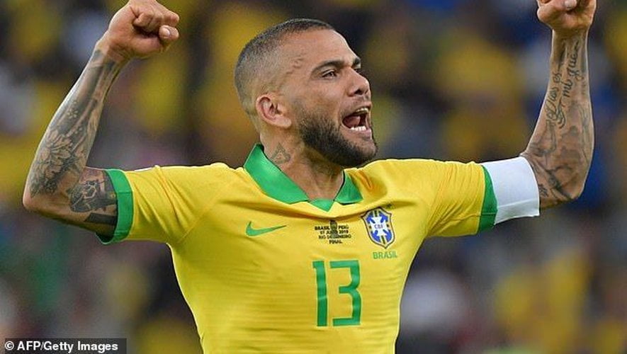Agression sexuelle : Dani Alves envoyé en prison