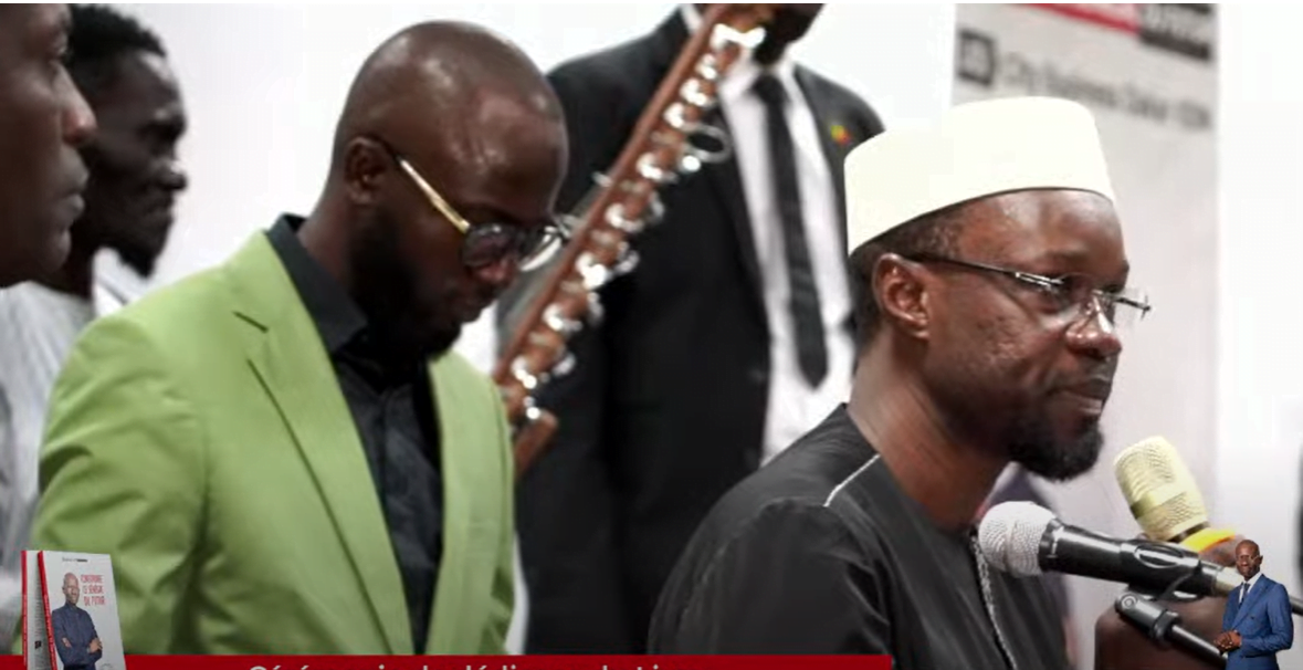 Le discours de Ousmane Sonko lors de la séance de dédicace du livre de Babacar Camara. Écoutez
