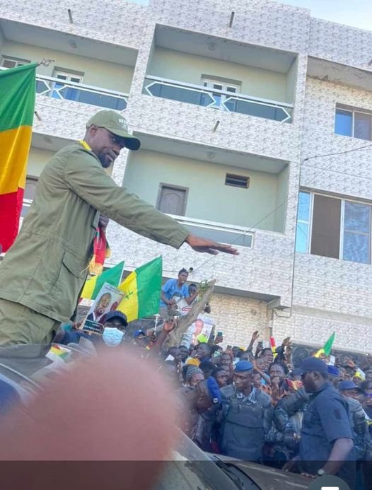 “Méga Meeting” de Pastef à Keur Massar : Ousmane Sonko habillé en tenue de « combat »