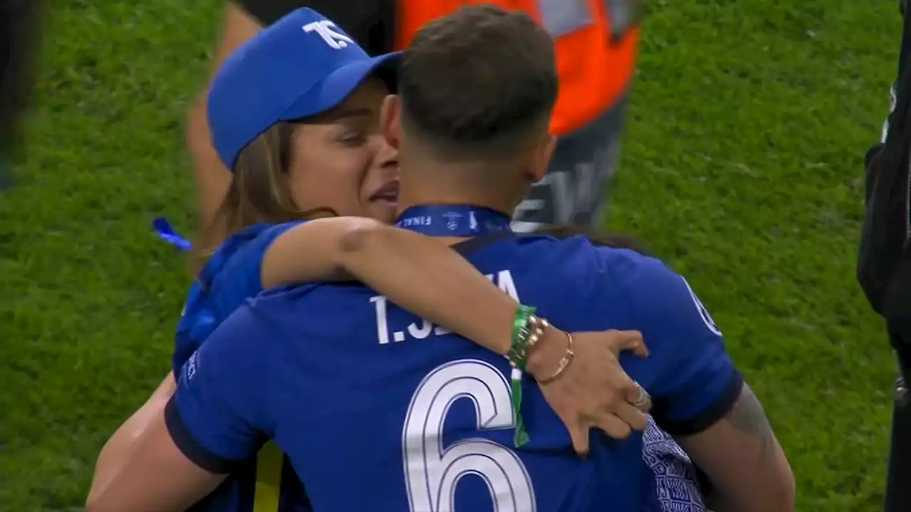 Crise à Chelsea : La femme de Thiago Silva tacle les co-équipiers de son mari après la défaite à Fulham