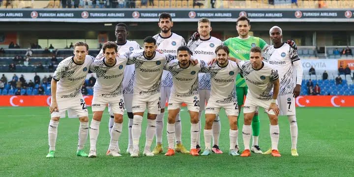 Turquie – Accident de Kaffrine: Les joueurs de Adana Demirspor ont porté des brassards noirs