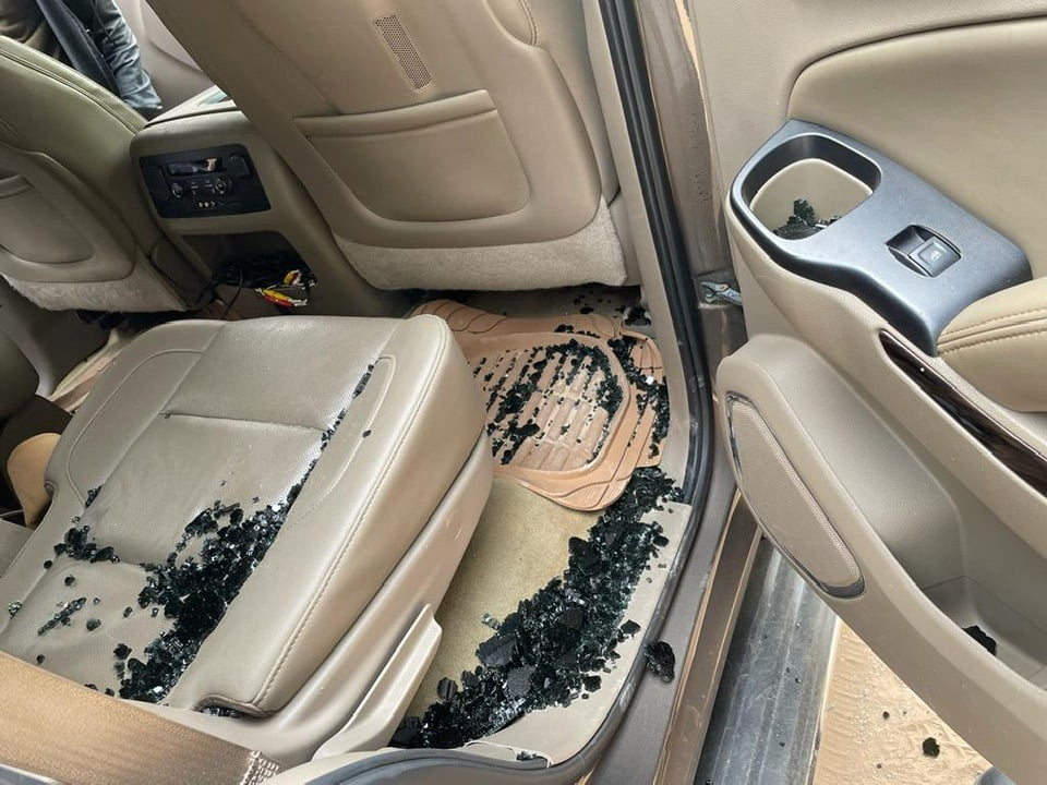 Echauffourées Corniche : La voiture de Sonko après le forcing des forces de l’ordre…