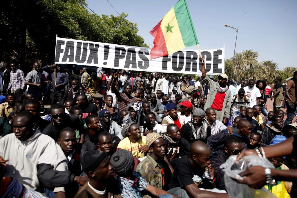 Sauvegarder la démocratie: La société civile lance MESURE pour une mobilisation nationale…