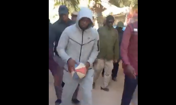 Cité Kër Gorgui : Petite Promenade de Sonko… vidéo