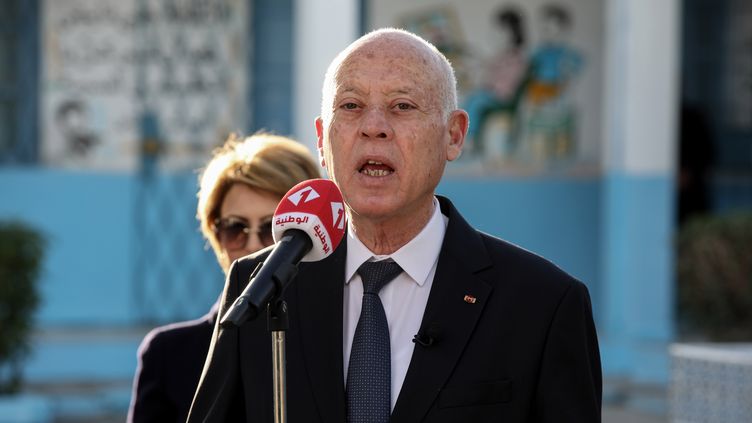 Le président tunisien Kais Saied tente de calmer les critiques « occupez-vous de nos frères »