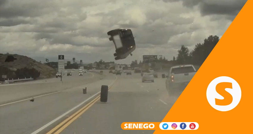 Vidéo : Percutée par un pneu, une voiture s’envole sur l’autoroute