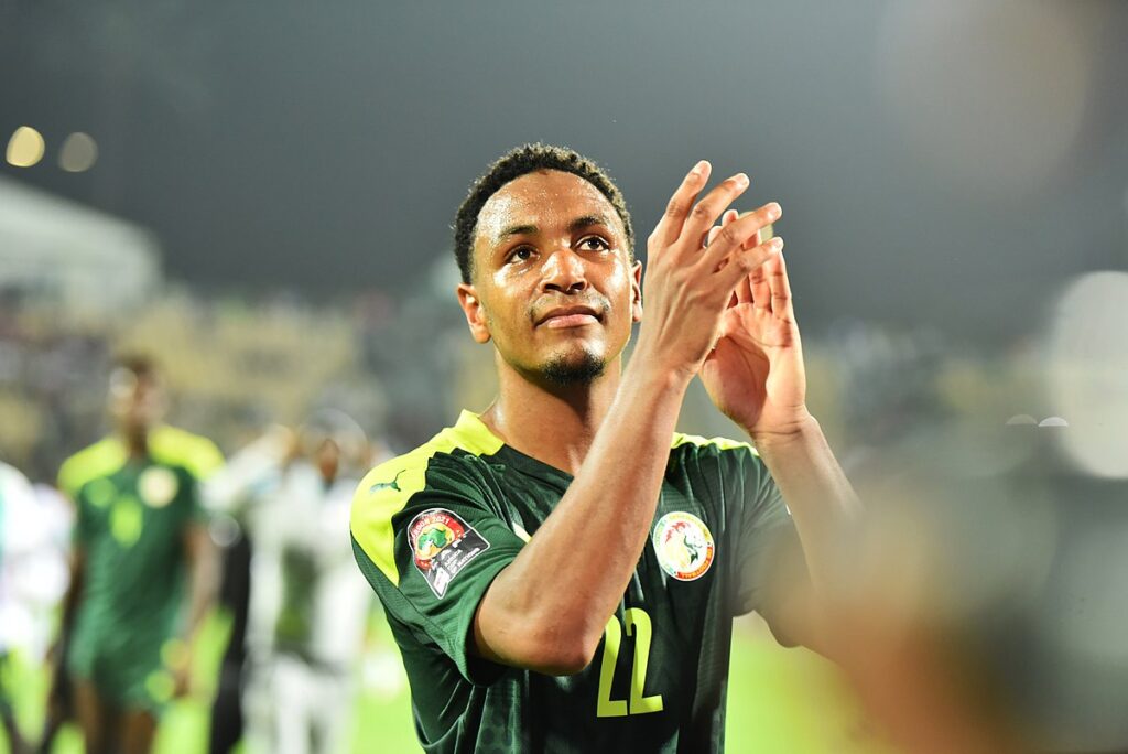 Abdou Diallo - Tấm Khiên Bất Khuất Của Pháp Abdou Diallo - Tấm Khiên Bất Khuất Của Pháp